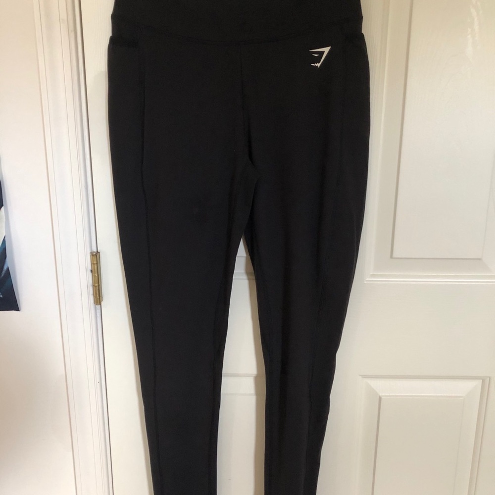 GYMSHARK black leggings